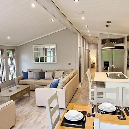 4 Bed In Oc-w32820 Lodge *