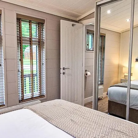 4 Bed In Oc-w32820 Lodge